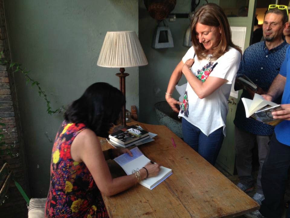 Polly Samson con Sara Vidoni Guidoni